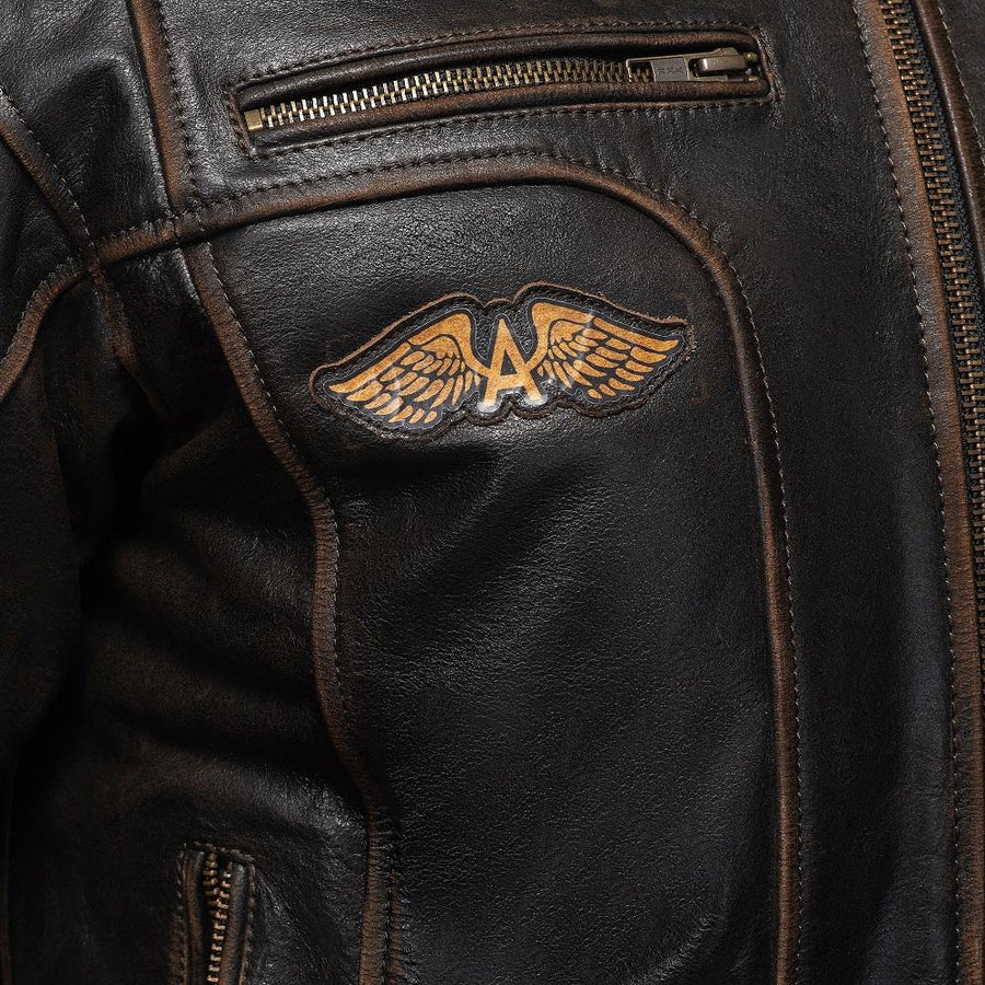 Corelli MG Vivi il momento brown motorcycle racing retro washed off leather jacket, genuine cowhide leather, removable CE protectors, removable inner lining, pockets, YKK zippers, close-up photo